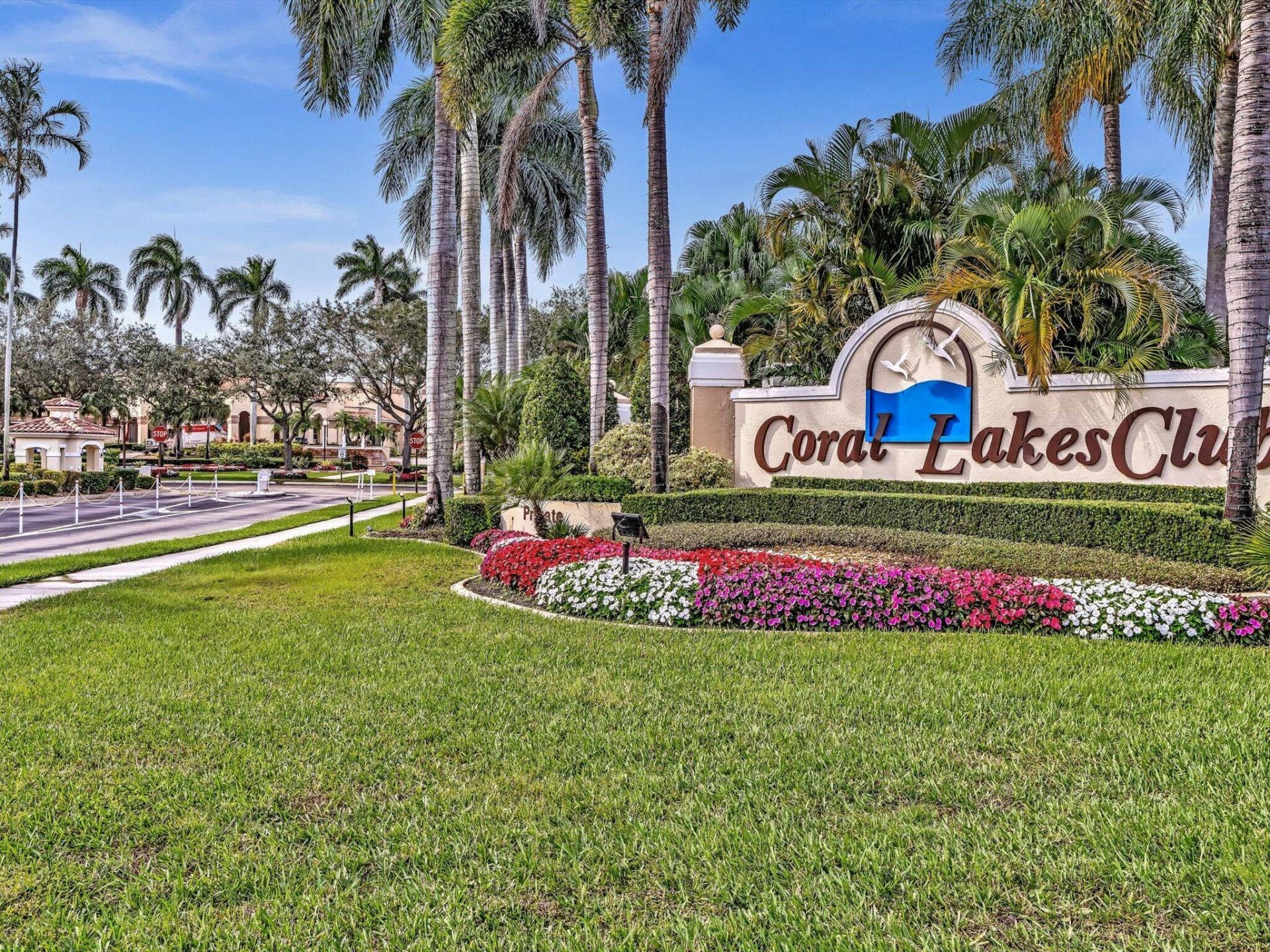 12565 Imperial Isle Drive, Unit 301, Boynton Beach, FL 33437 Photo