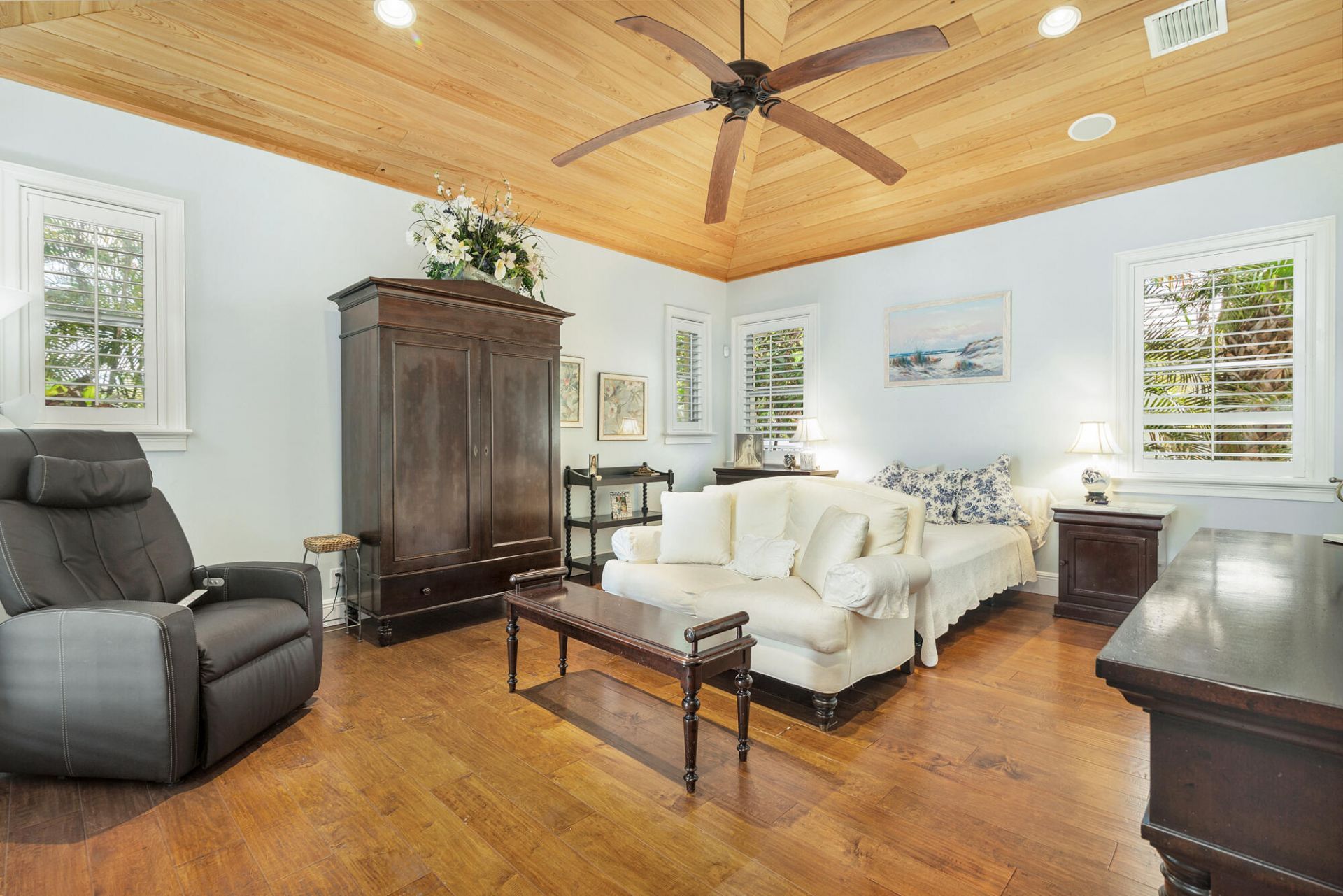 115 Alpine Road, West Palm Beach, FL 33405 Photo