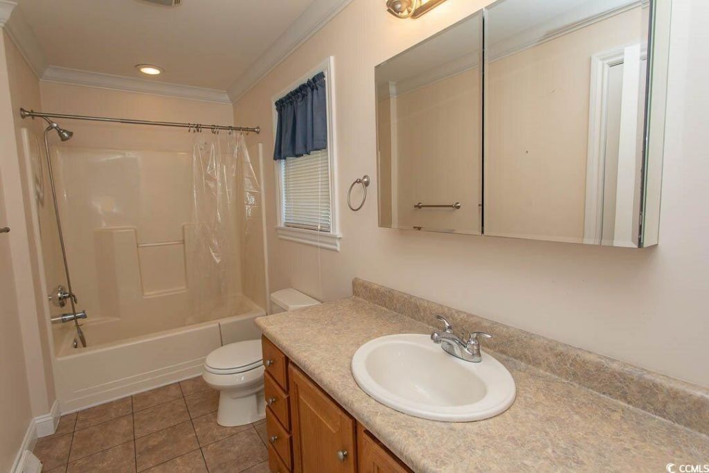 4517 Manitook Dr. Photo 8