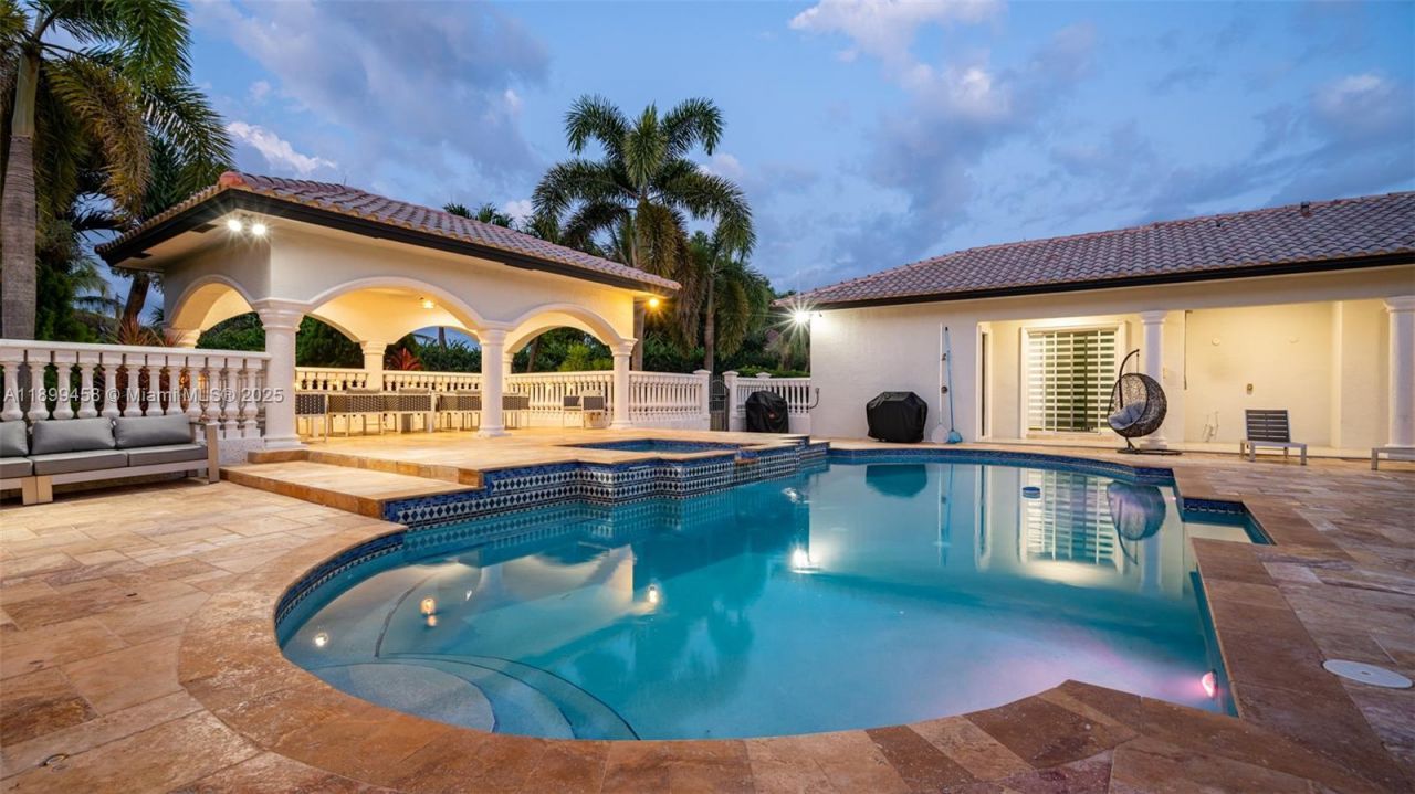 13751 Pine Meadow Ct, Davie, FL 33325 Photo