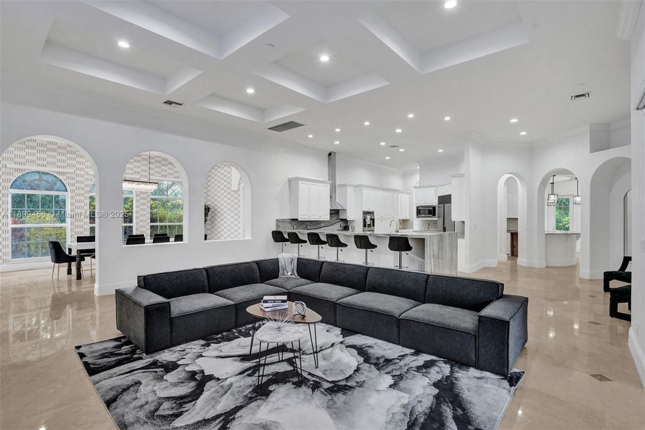 13751 Pine Meadow Ct, Davie, FL 33325 Photo