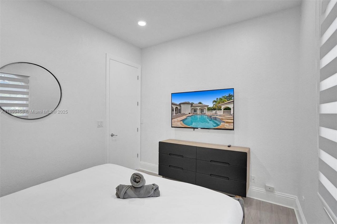 13751 Pine Meadow Ct, Davie, FL 33325 Photo