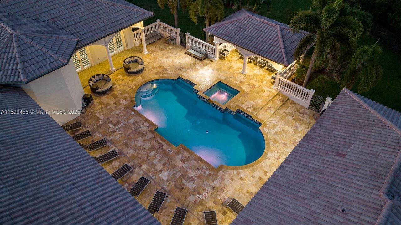 13751 Pine Meadow Ct, Davie, FL 33325 Photo