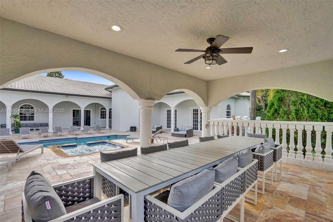 13751 Pine Meadow Ct, Davie, FL 33325 Photo