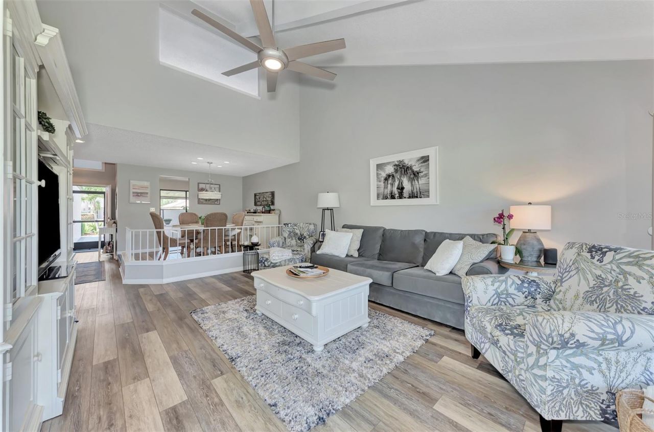 3141 Heatherwood Lane, Sarasota, FL 34235 Photo