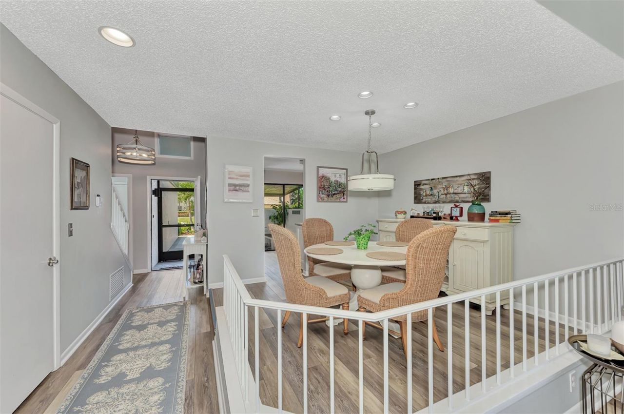 3141 Heatherwood Lane, Sarasota, FL 34235 Photo