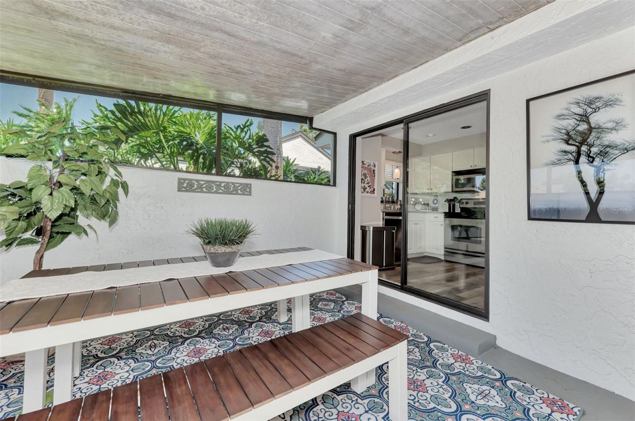 3141 Heatherwood Lane, Sarasota, FL 34235 Photo