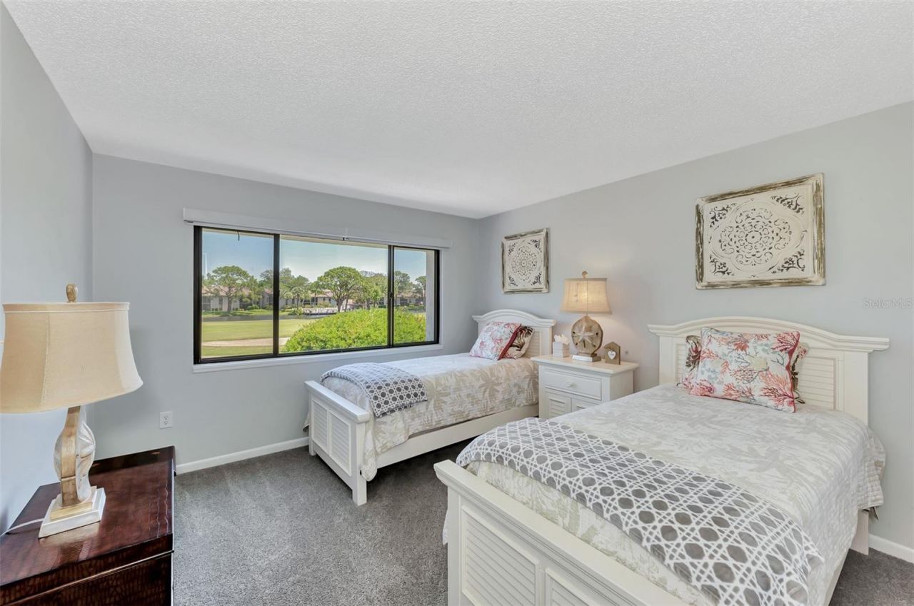 3141 Heatherwood Lane, Sarasota, FL 34235 Photo