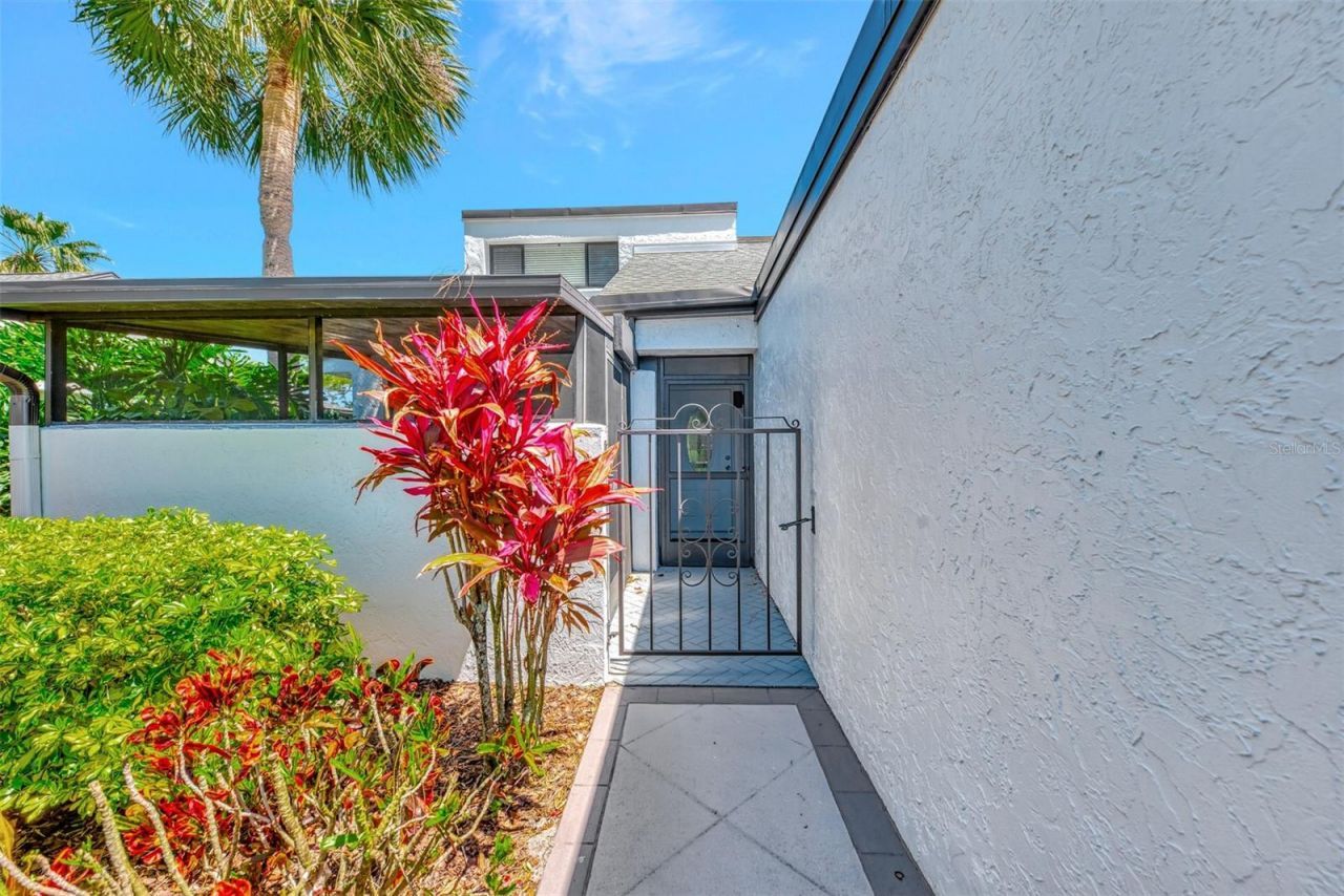 3141 Heatherwood Lane, Sarasota, FL 34235 Photo