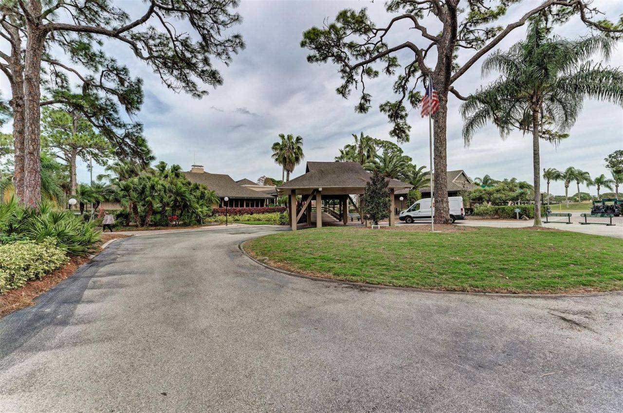 3141 Heatherwood Lane, Sarasota, FL 34235 Photo