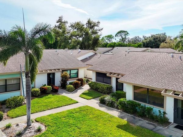 6425 HERITAGE LANE, BRADENTON, FL 34209