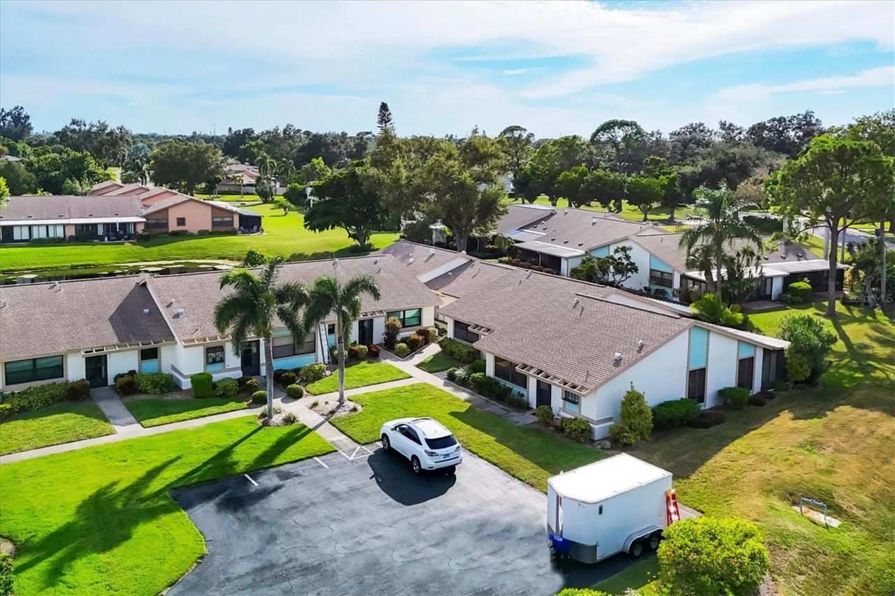 6425 Heritage Lane, Bradenton, FL 34209 Photo