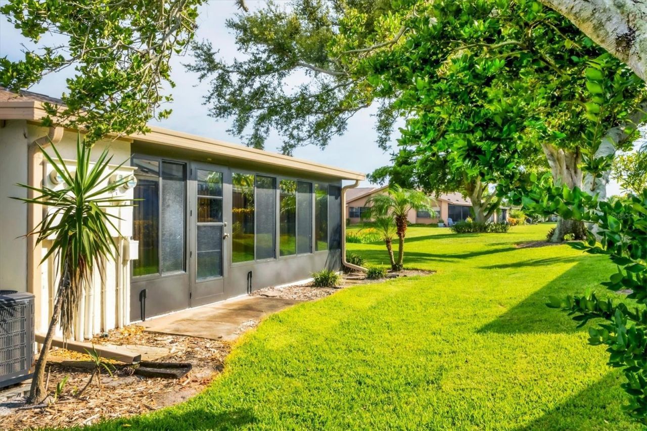 6425 Heritage Lane, Bradenton, FL 34209 Photo