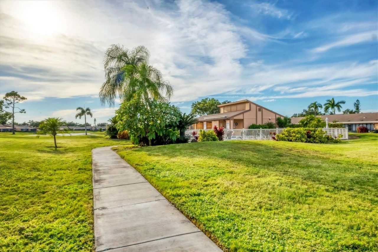 6425 Heritage Lane, Bradenton, FL 34209 Photo