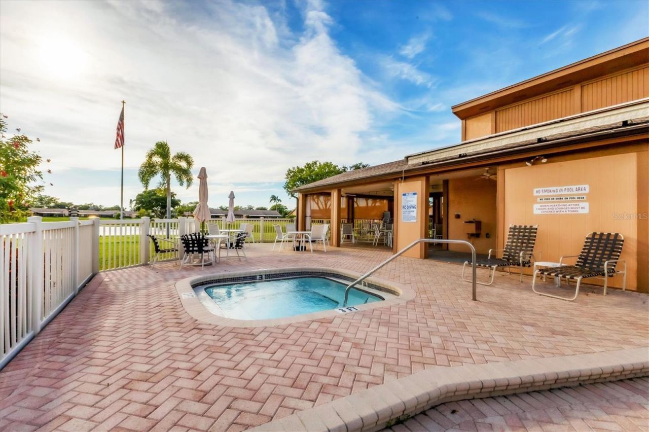 6425 Heritage Lane, Bradenton, FL 34209 Photo