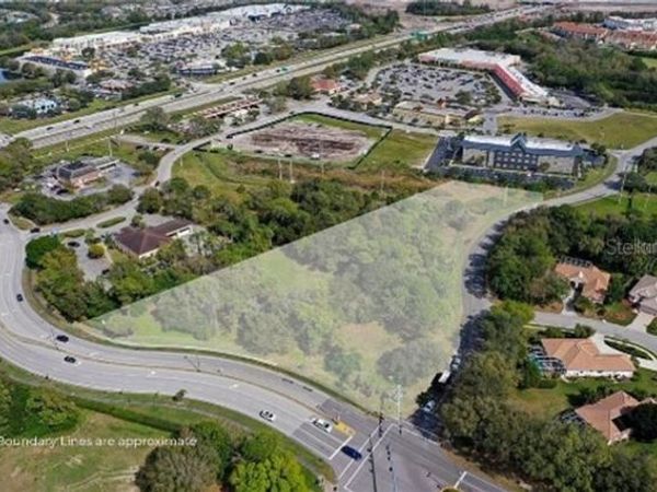 5545 TARA PROFESSIONAL WAY, BRADENTON, FL 34203