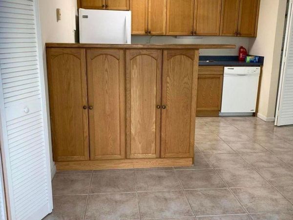 643 Executive Center Drive, Unit Q-102, West Palm Beach, FL 33401