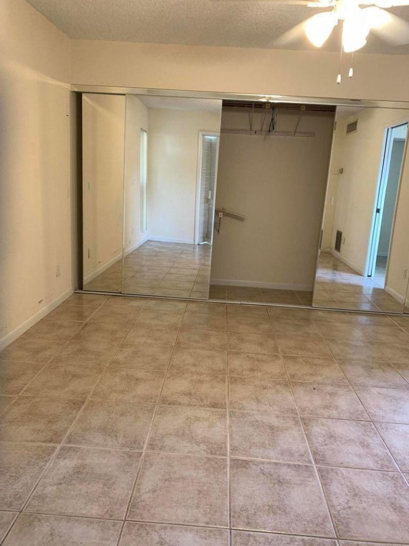 643 Executive Center Drive, Unit Q-102, West Palm Beach, FL 33401 Photo