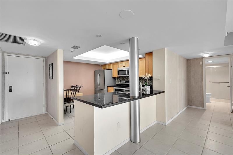 4900 N Ocean Boulevard, Unit 802, Lauderdale by the Sea, FL 33308 Photo