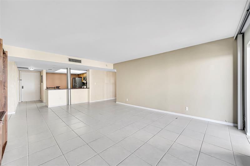 4900 N Ocean Boulevard, Unit 802, Lauderdale by the Sea, FL 33308 Photo