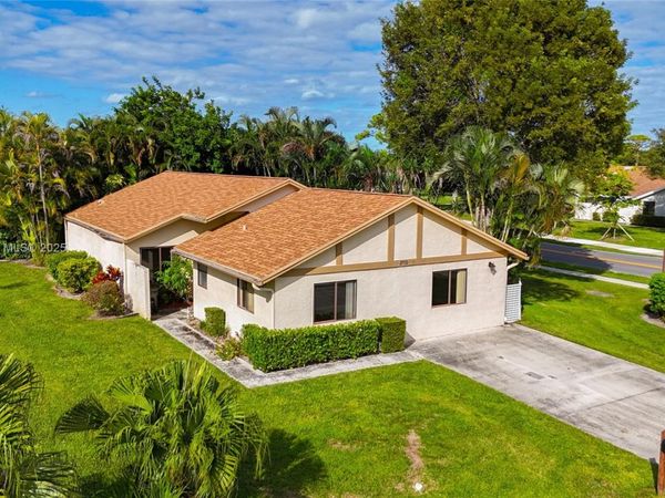 3115 NW 12th St, Delray Beach, FL 33445