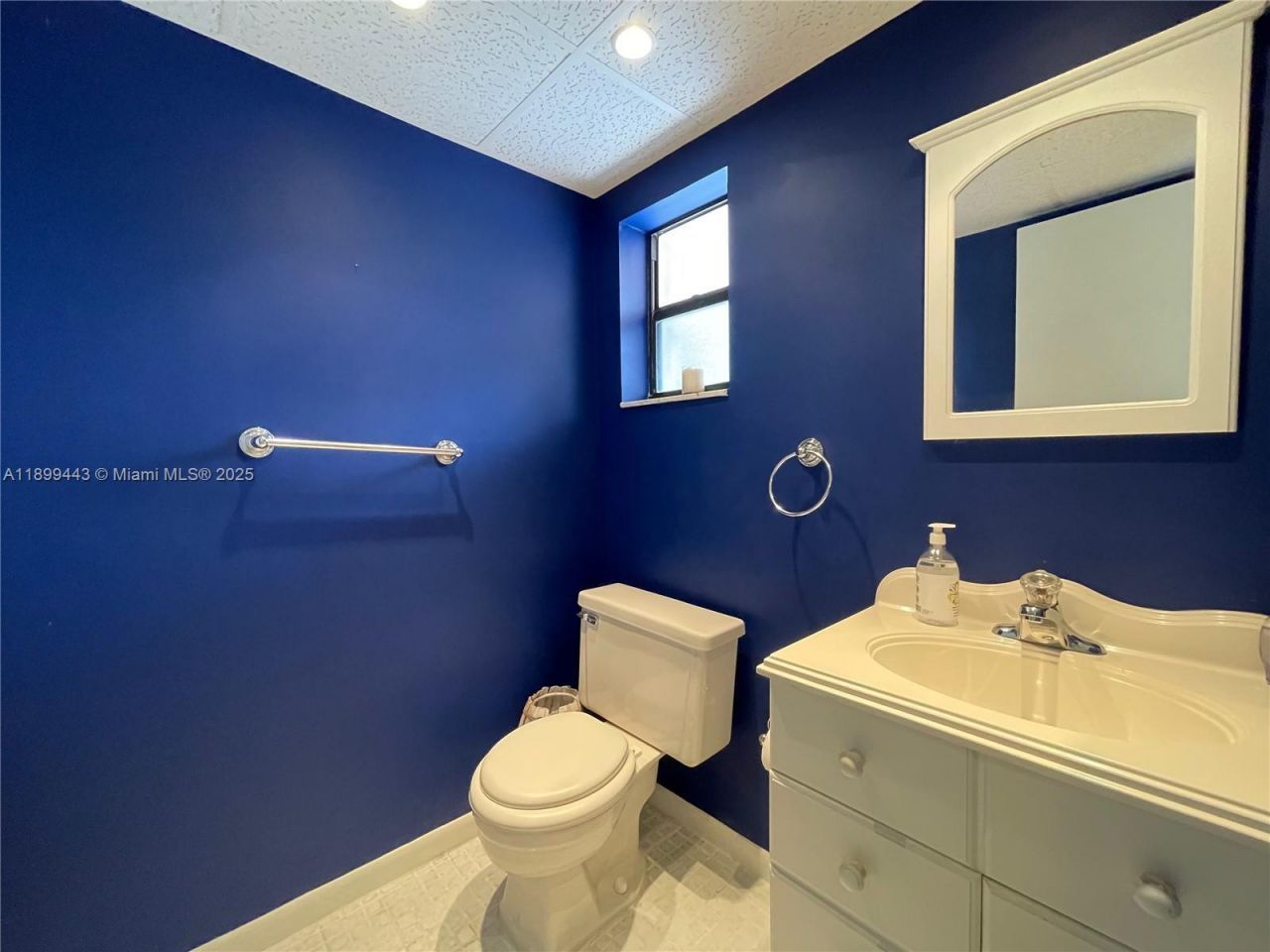 10123 Sunrise Lakes Blvd, Unit 208, Sunrise, FL 33322 Photo