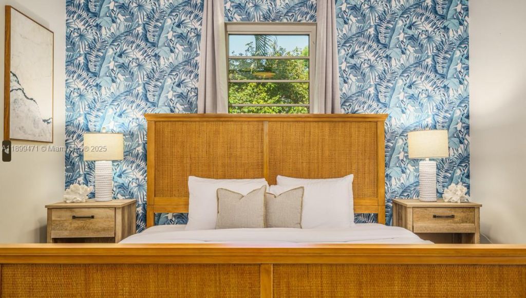 320 Polk St, Hollywood, FL 33019 Photo