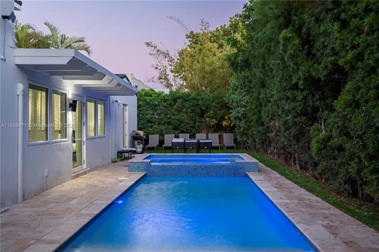 320 Polk St, Hollywood, FL 33019 Photo