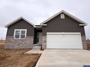 20922 Sedona Street, Gretna, NE 68028