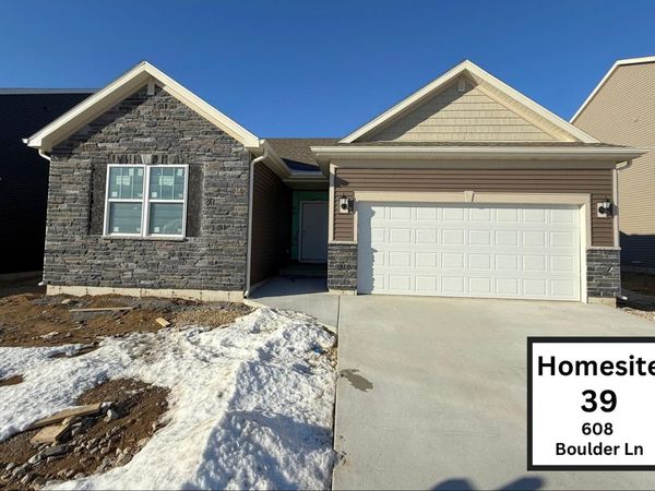 608 Boulder Lane, Unit 39, Stoughton, WI 53589