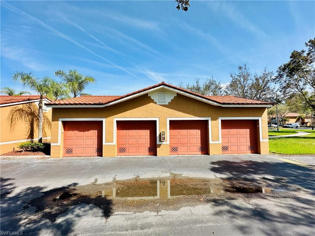 1820 Florida Club Cir, Unit 2210, Naples, FL 34112 Photo