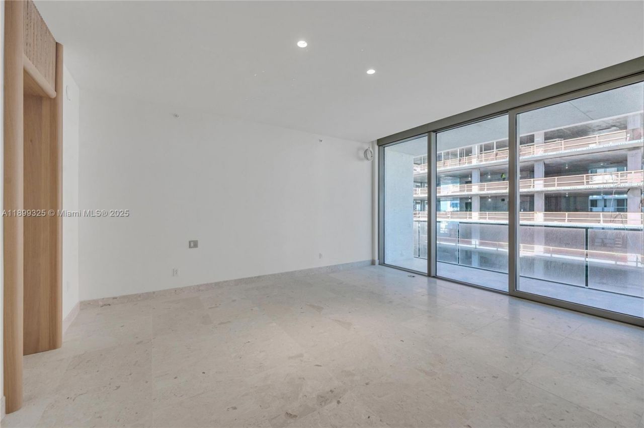 9149 Collins Ave, Unit 602, Surfside, FL 33154 Photo