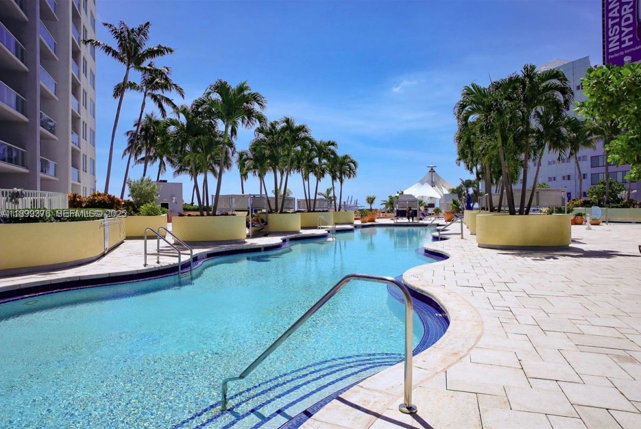 253 NE 2nd St, Unit 226, Miami, FL 33132 Photo