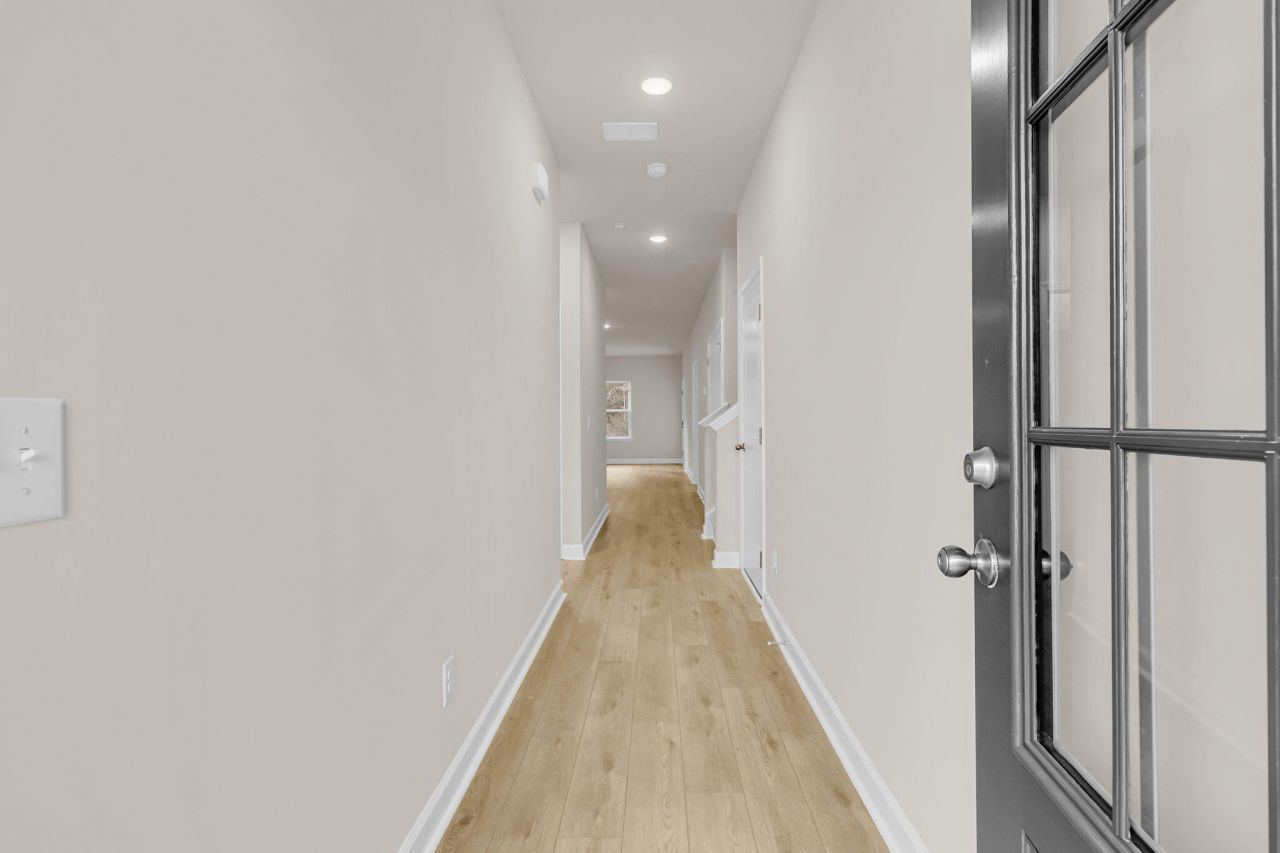 938 Dusk Drive Photo 5