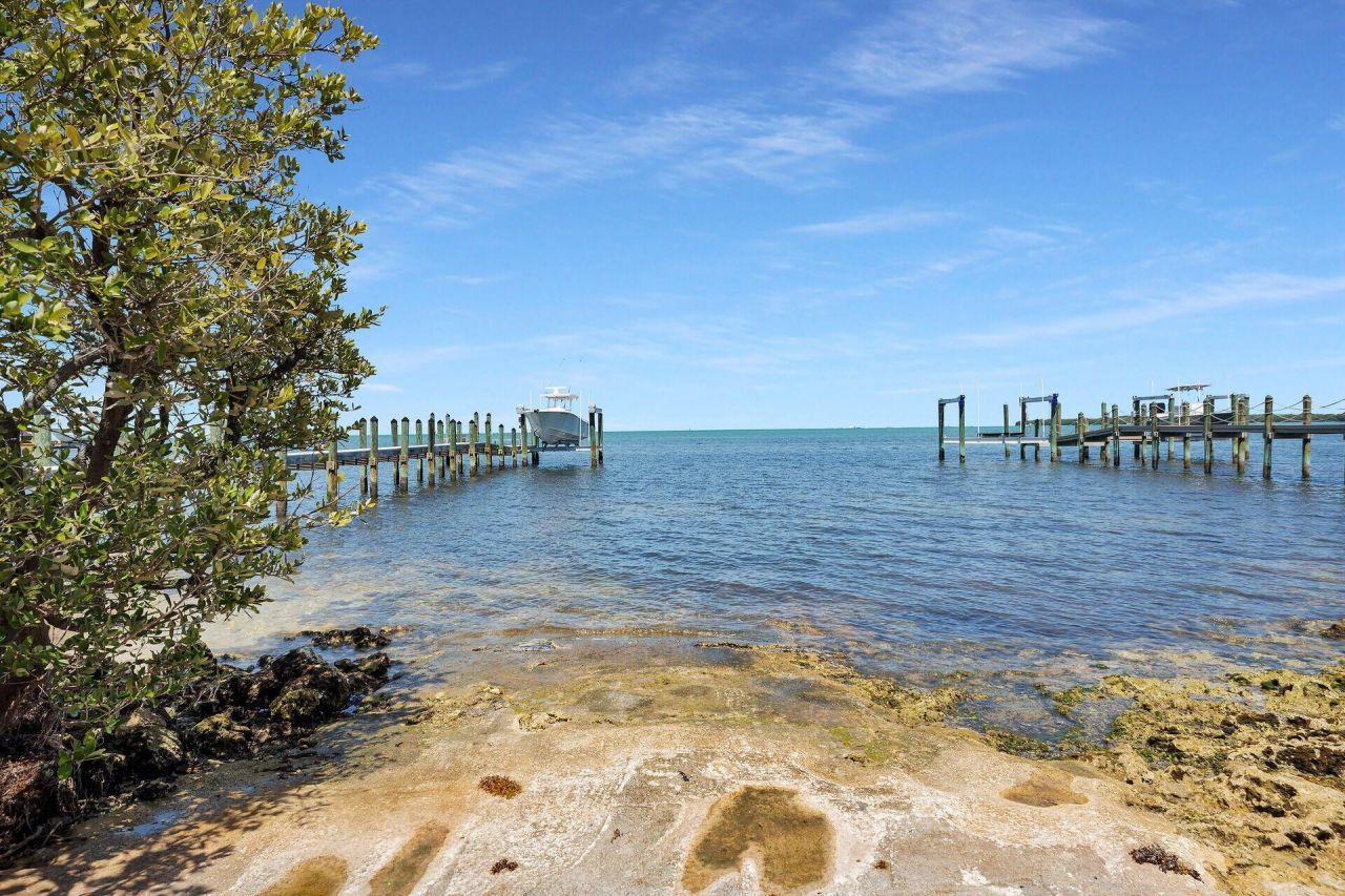 140 Tavern Drive, Tavernier, FL 33070 Photo