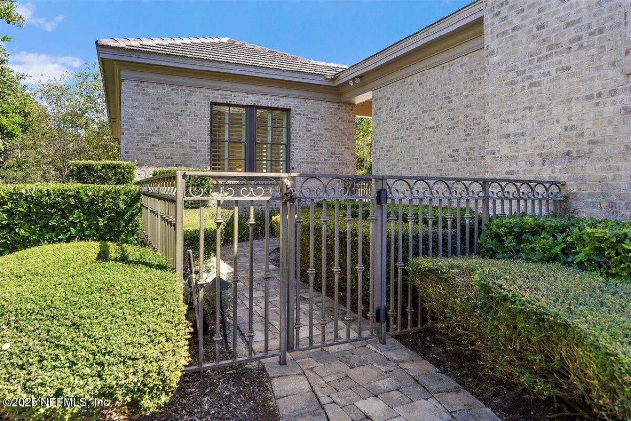 5367 Chandler Bend Drive, Jacksonville, FL 32224 Photo