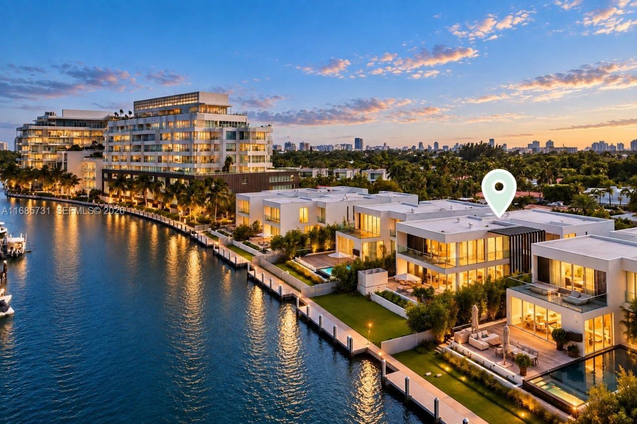 1041 W 48th St, Miami Beach, FL 33140 Photo