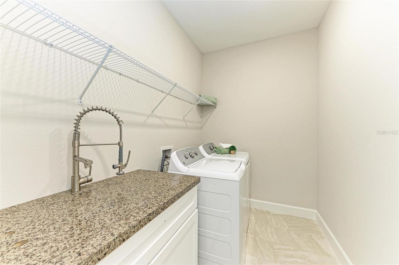 6179 Mesa Glen, Bradenton, FL 34203 Photo