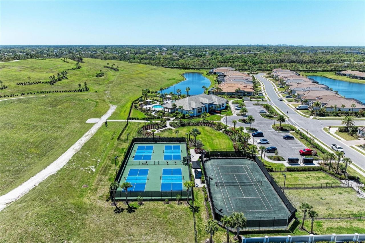 6179 Mesa Glen, Bradenton, FL 34203 Photo