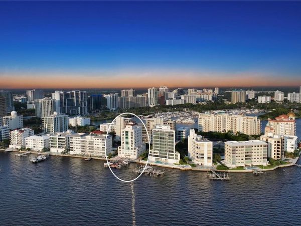 258 GOLDEN GATE POINT, Unit 801, SARASOTA, FL 34236