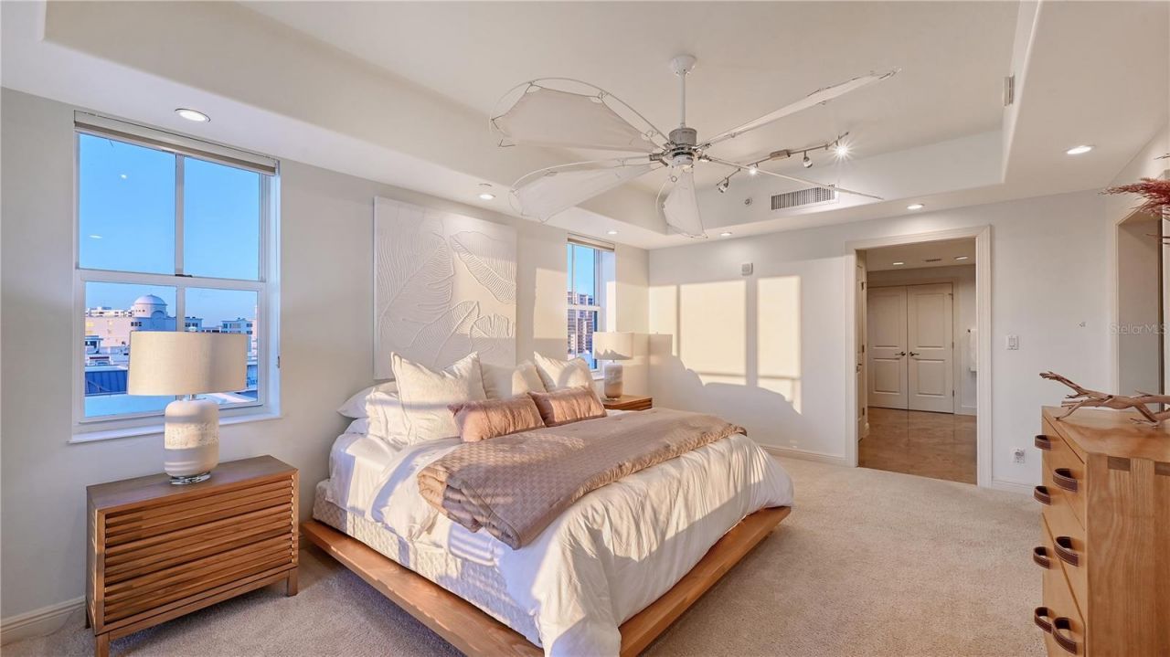 258 Golden Gate Point, Unit 801, Sarasota, FL 34236 Photo