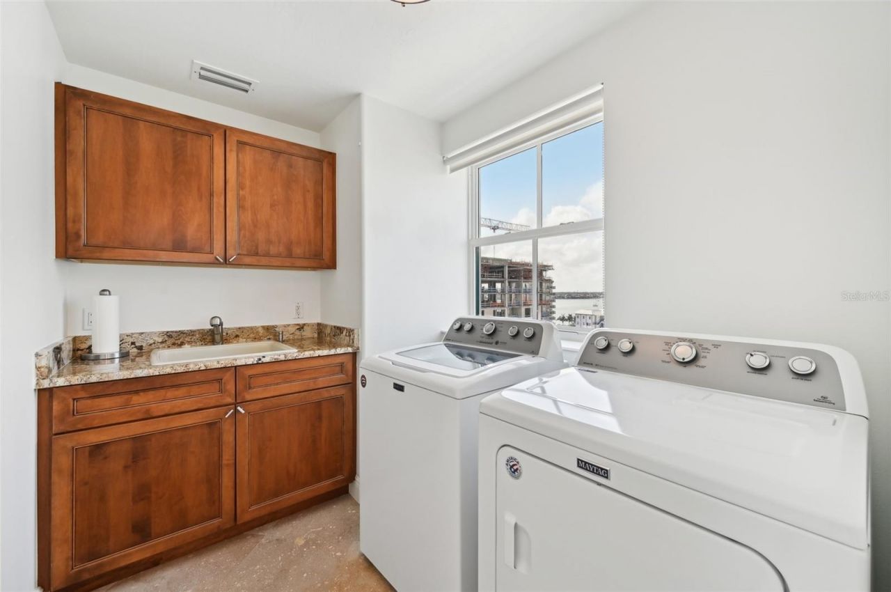 258 Golden Gate Point, Unit 801, Sarasota, FL 34236 Photo