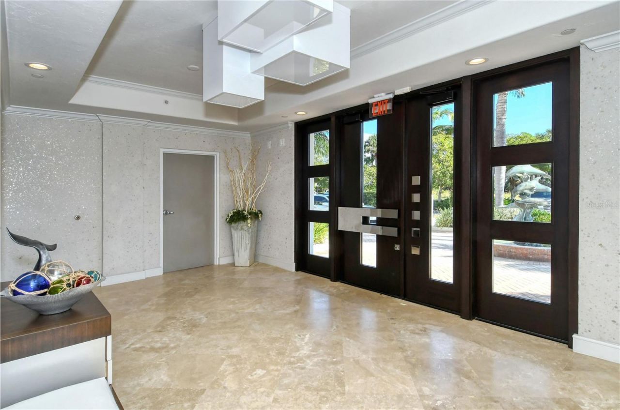 258 Golden Gate Point, Unit 801, Sarasota, FL 34236 Photo