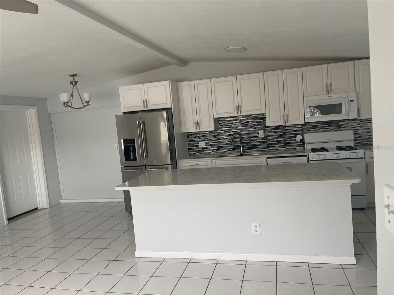 5825 N Thatcher Avenue, Tampa, FL 33614 Photo