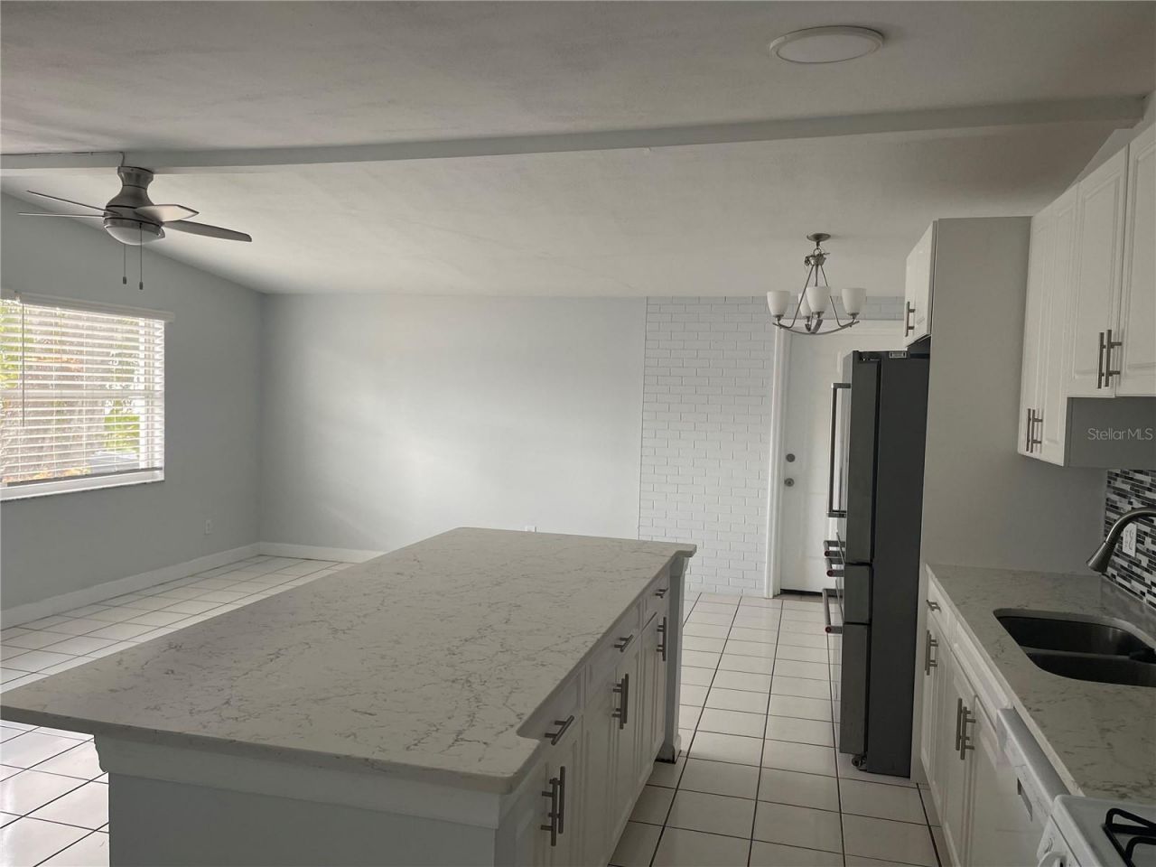 5825 N Thatcher Avenue, Tampa, FL 33614 Photo