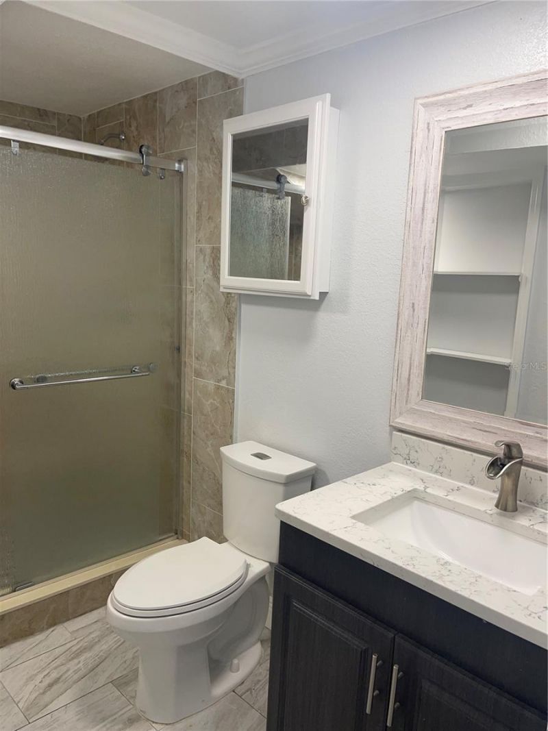 5825 N Thatcher Avenue, Tampa, FL 33614 Photo