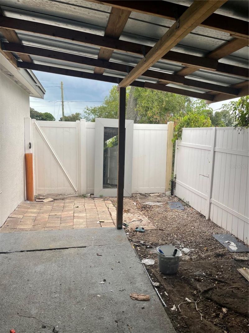 5825 N Thatcher Avenue, Tampa, FL 33614 Photo