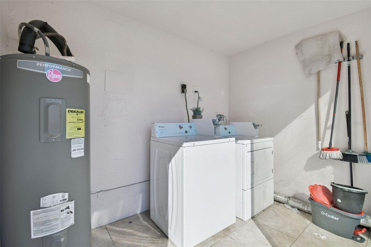 5825 N Thatcher Avenue, Tampa, FL 33614 Photo