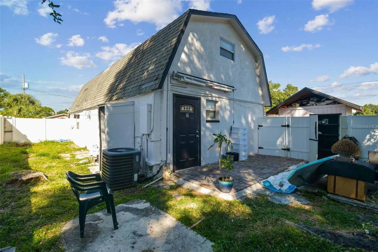 5825 N Thatcher Avenue, Tampa, FL 33614 Photo