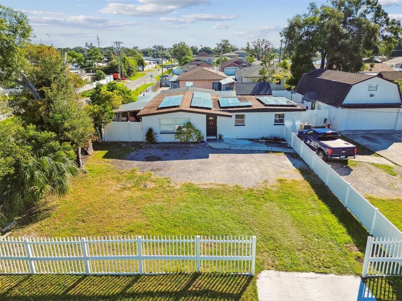 5825 N Thatcher Avenue, Tampa, FL 33614 Photo